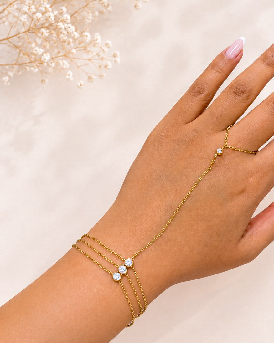 Lumi Bow hand chain