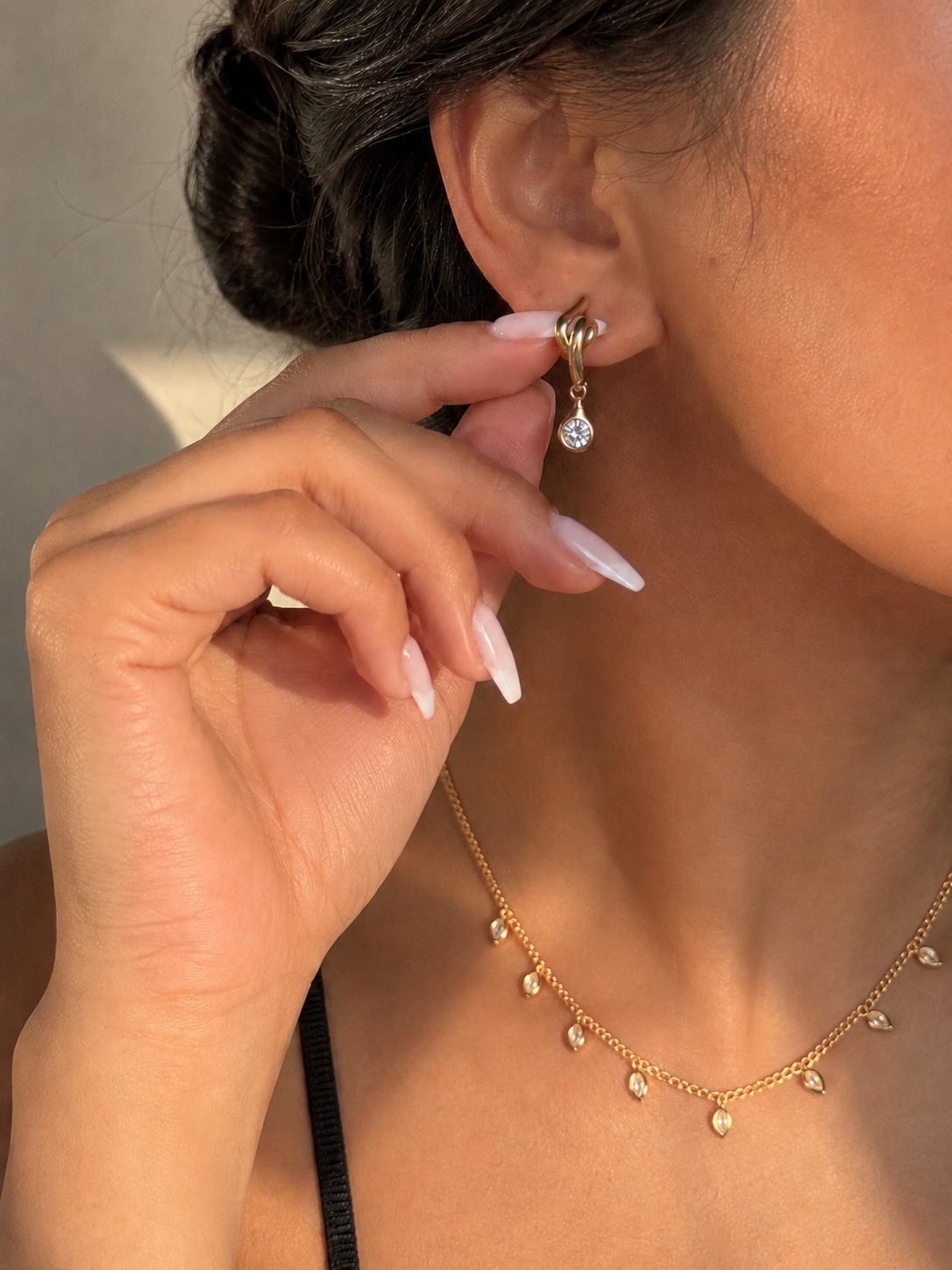 ᴀᴢᴇ́ʟɪᴇ ᴅʀᴏᴘꜱ earrings
