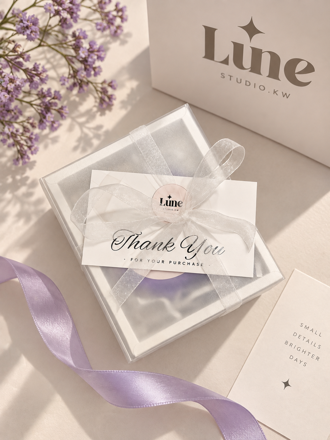 Lune candles giveaways