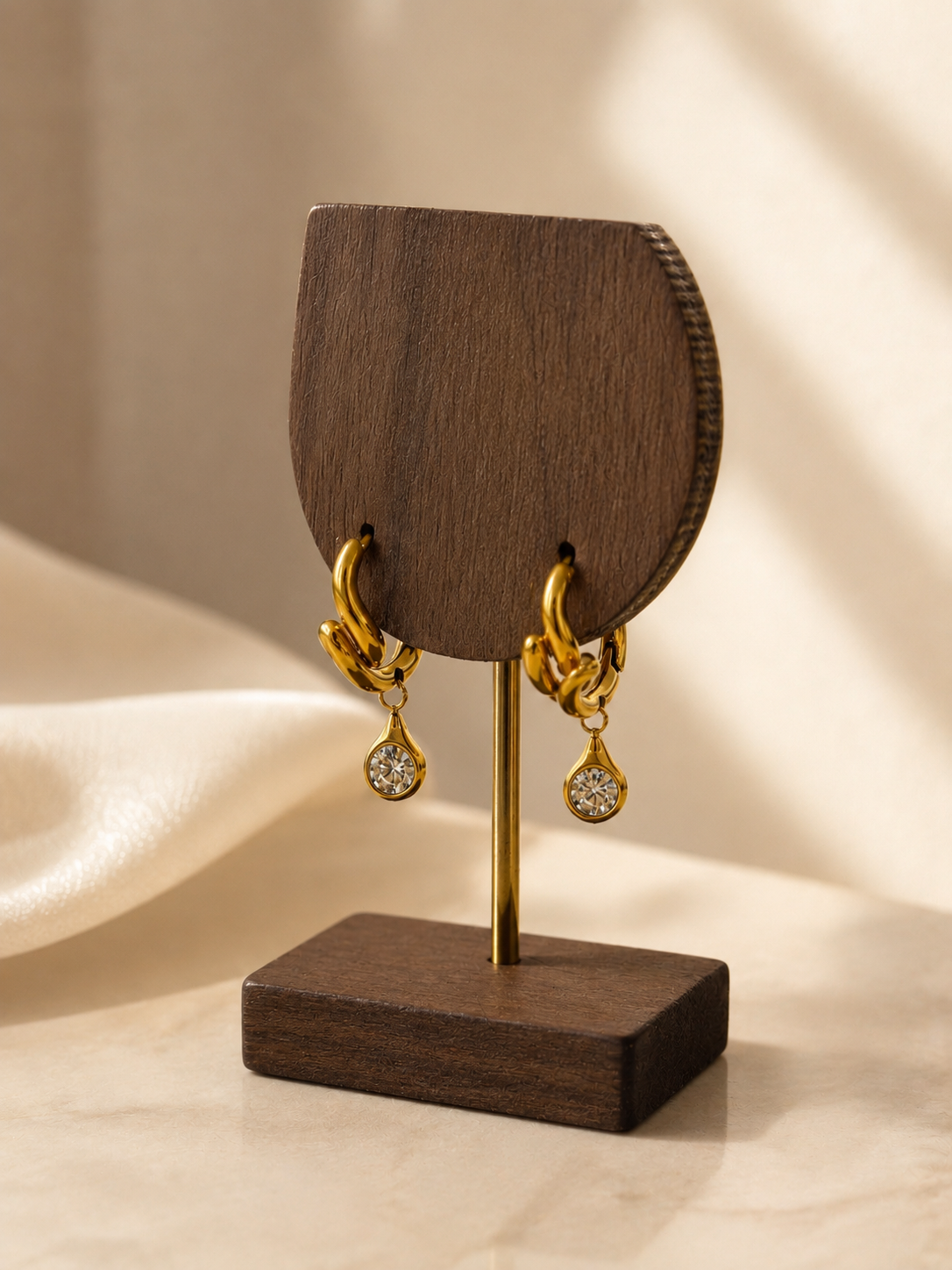 ᴀᴢᴇ́ʟɪᴇ ᴅʀᴏᴘꜱ earrings
